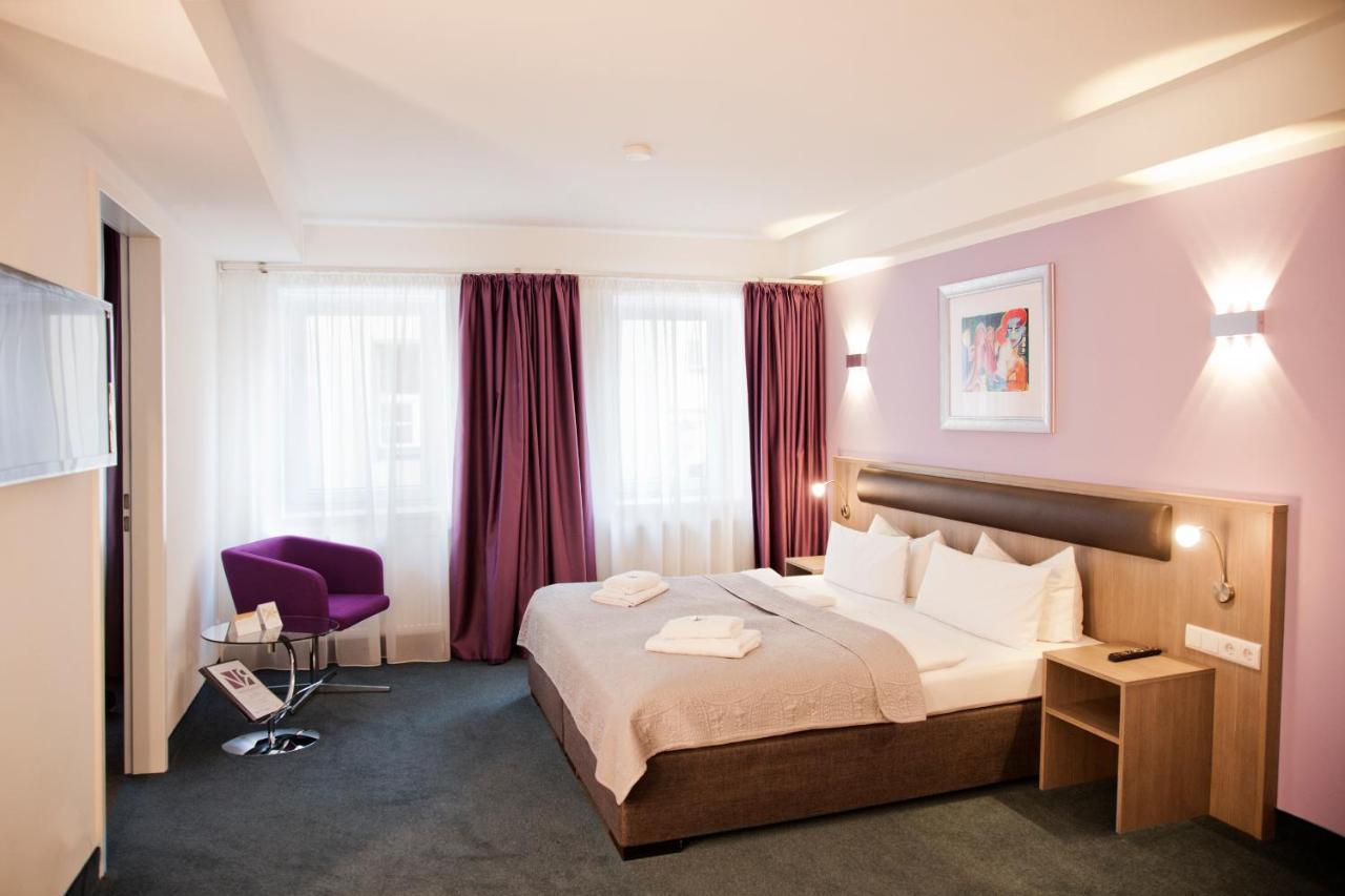 Nikolai Hotel 3*